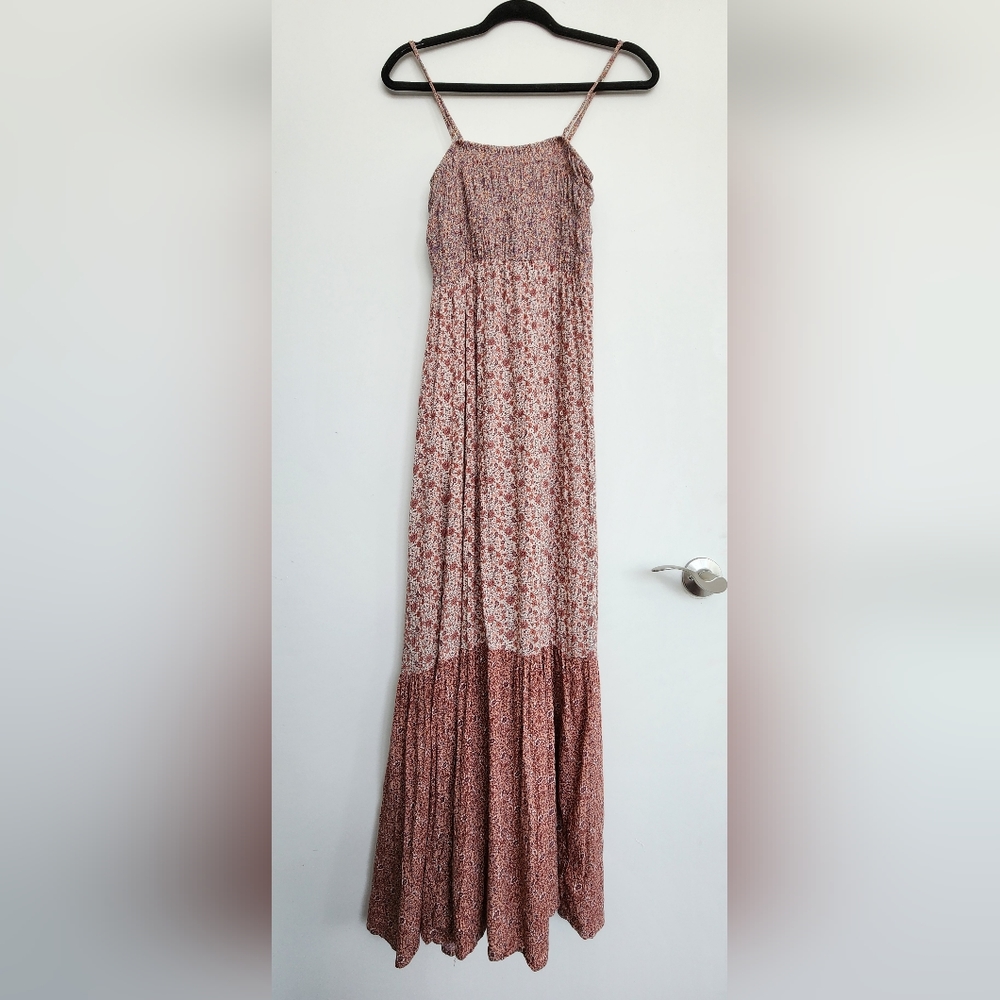 AMERICAN EAGLE smocked removeable spaghetti strap tiered dress with slit medium